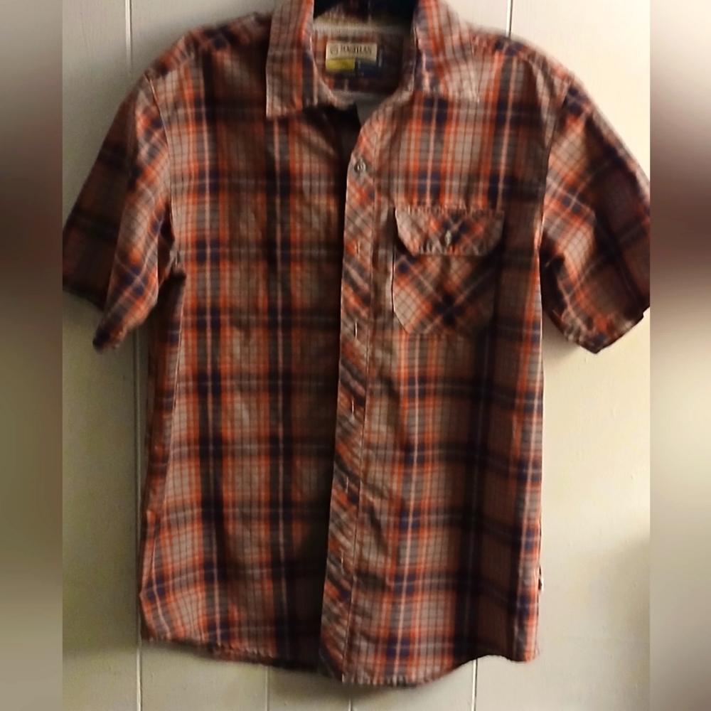 Men's small magellan shirt